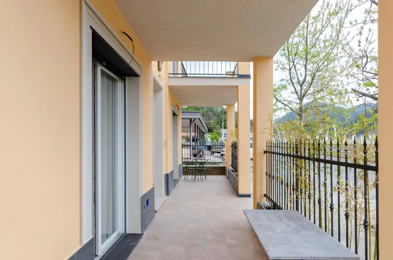 Altido Cosy Rooms In Casarza Ligure 0*,