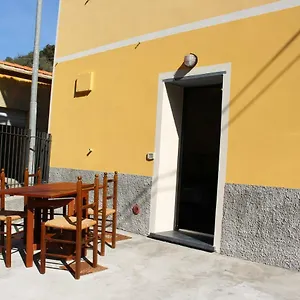  Appartamento Casamia Con Giardino